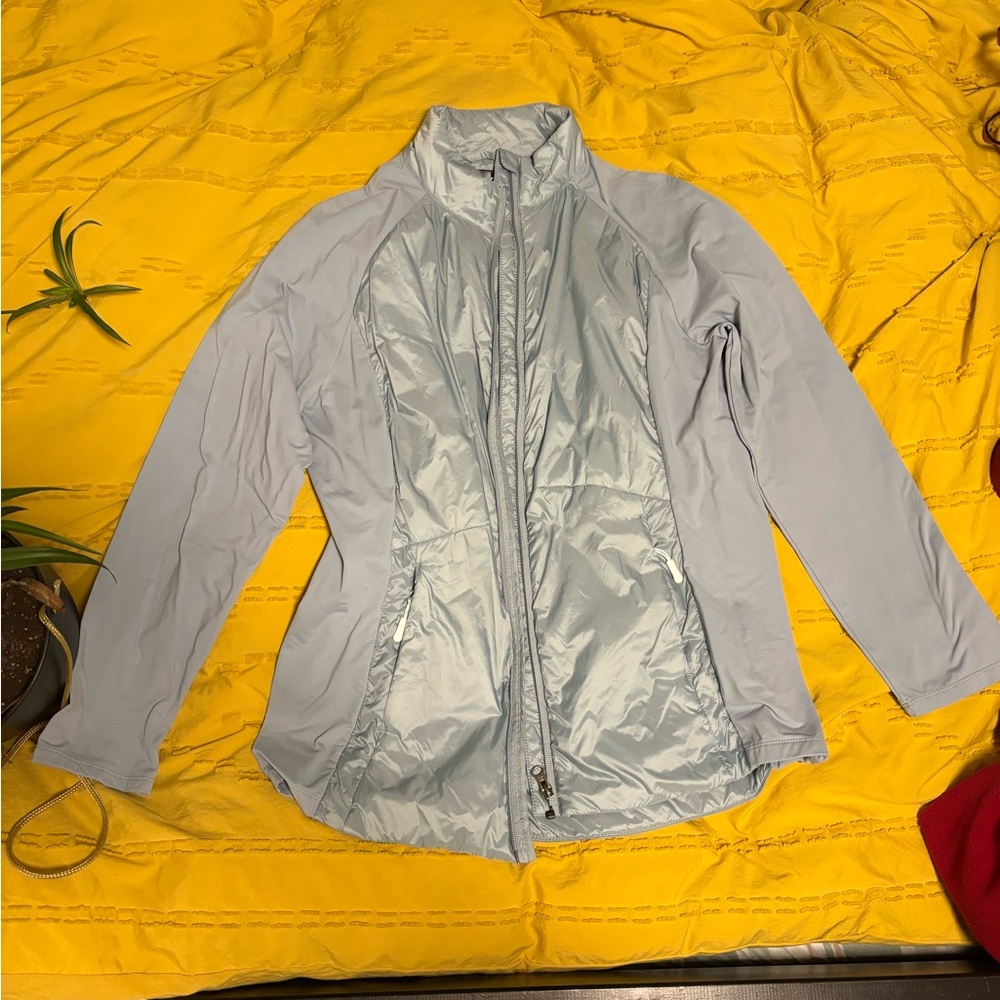 Kyodan women’s lightweight athletic jacket – size large